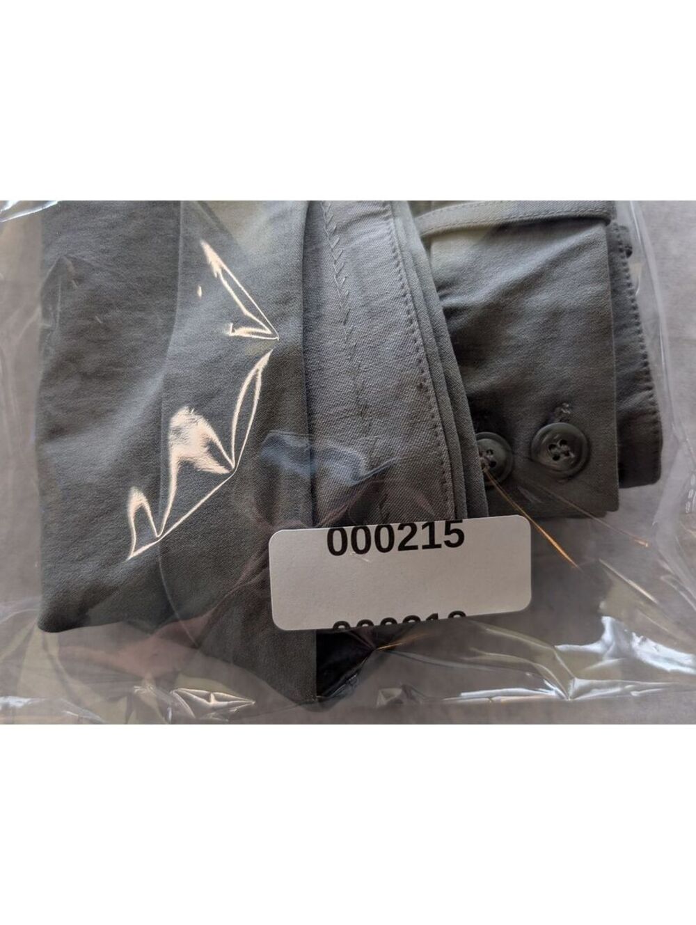 HAVE Women's Cuffed Chino Shorts Gray Size Medium - Picture 4 of 4